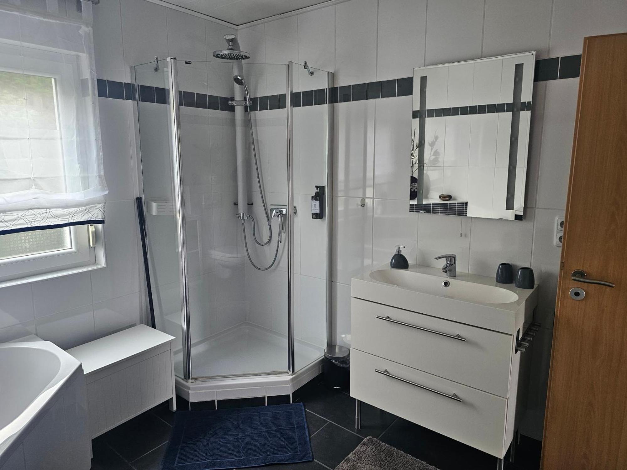 Lenny'S Ferienwohnung Кассель Екстер'єр фото