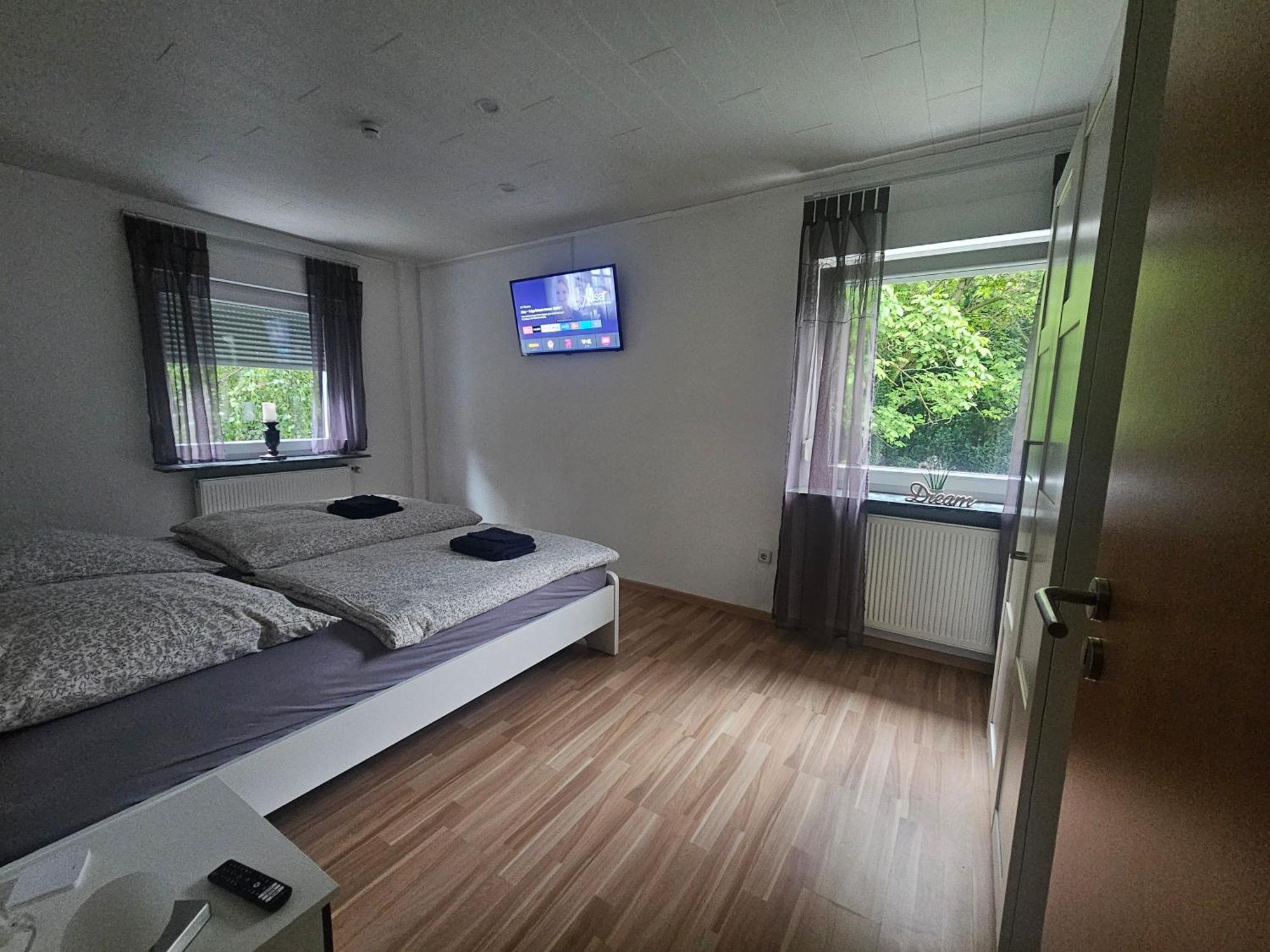 Lenny'S Ferienwohnung Кассель Екстер'єр фото